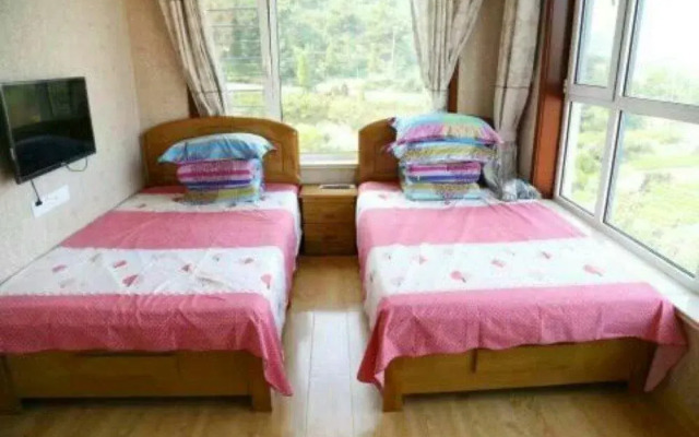 Qingdao Paradise Seaview Cottage