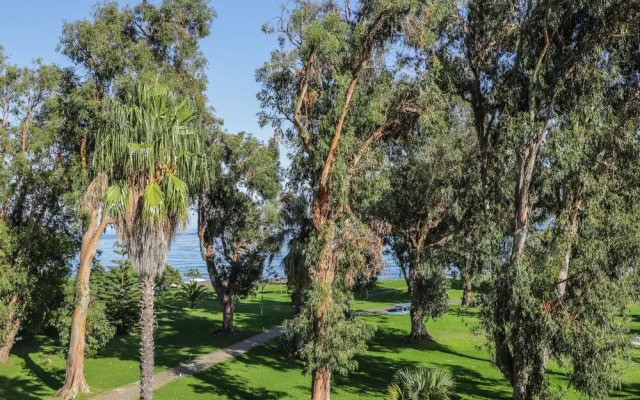 Hotel Restaurant San Lucianu