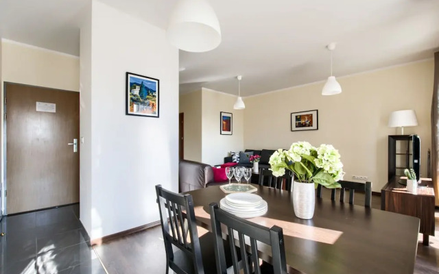 P&O Apartments Cybernetyki 3