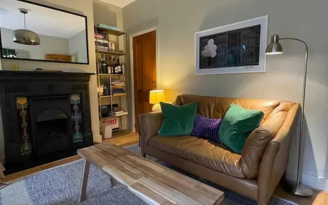Beautiful & Cosy 2BD House - Southwark