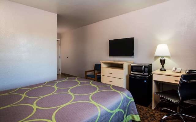 Super 8 by Wyndham Vacaville