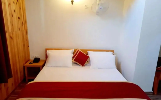 Hotel Dev Chhaya