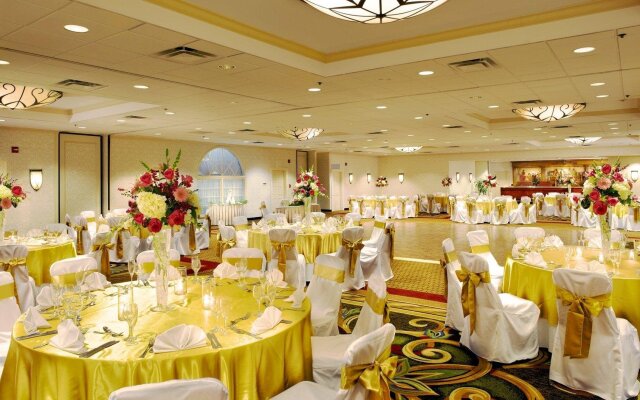 Clinton Inn Hotel & Event Center