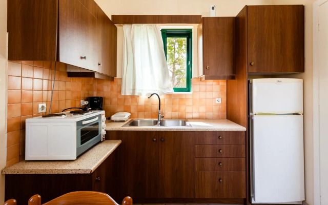 Astros Poolside Home - Moments Of Magic