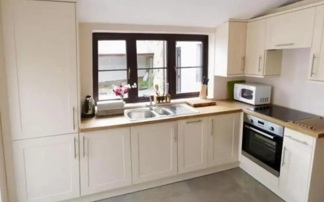 Holiday Home Near Mumbles Pier