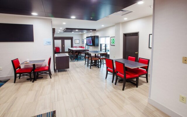 Holiday Inn Express Hotel & Suites Harriman by IHG