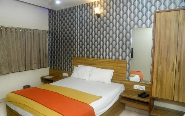 Hotel Radhika Pune