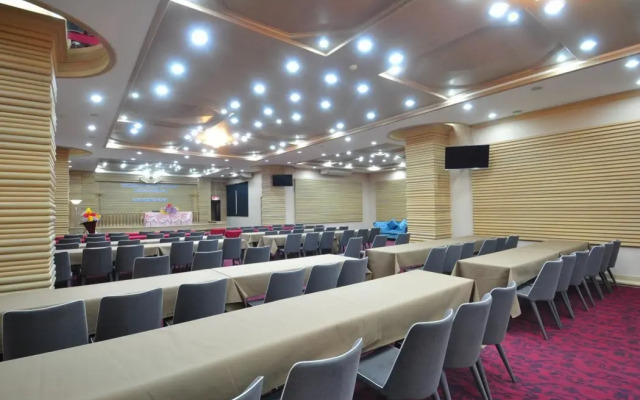 Pearl Resort and Hotel