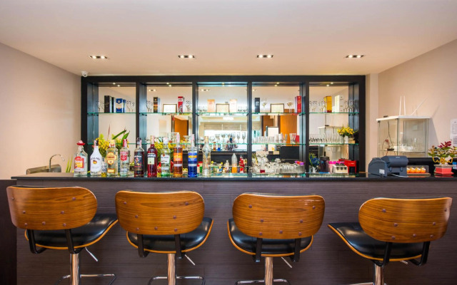 Tetris Hotel