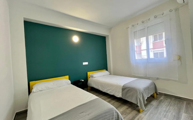 Click & Room