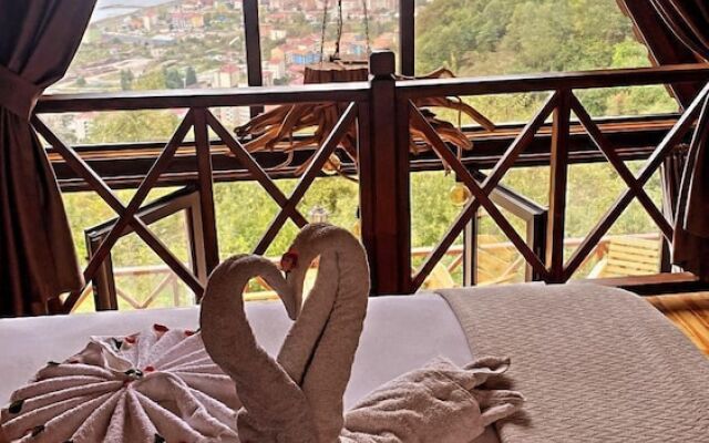 Si̇fla Bungalov & Resturant