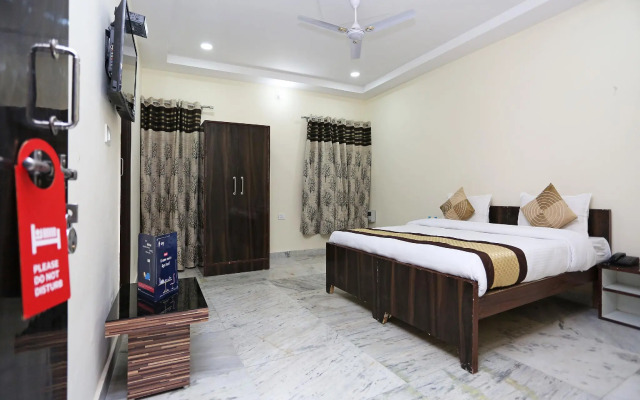 OYO 10708 Vrindavan Stay