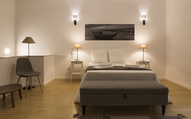 AHG- Alcochete Guest House Unip Lda