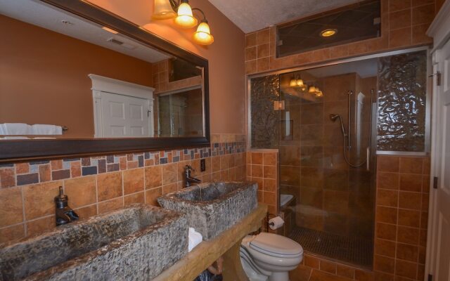 Champagne Taste 6 Bedroom House