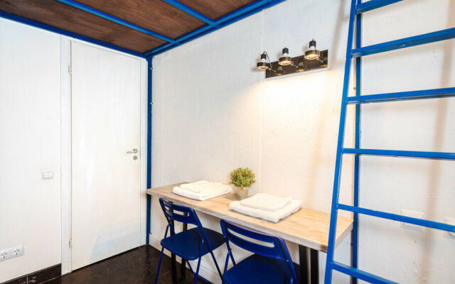 Бук Кейс на проспекте Чернышевского