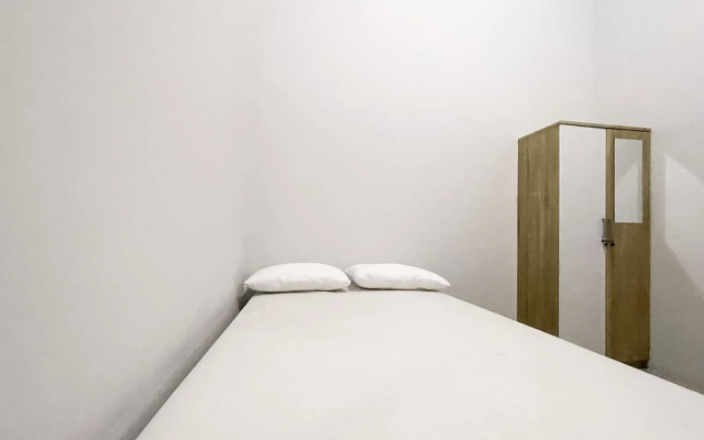 An Nisa Homestay Syariah Mitra RedDoorz – Guest Rooms – Bireuen