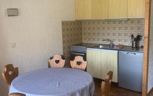 Appartement dans résidence avec piscine