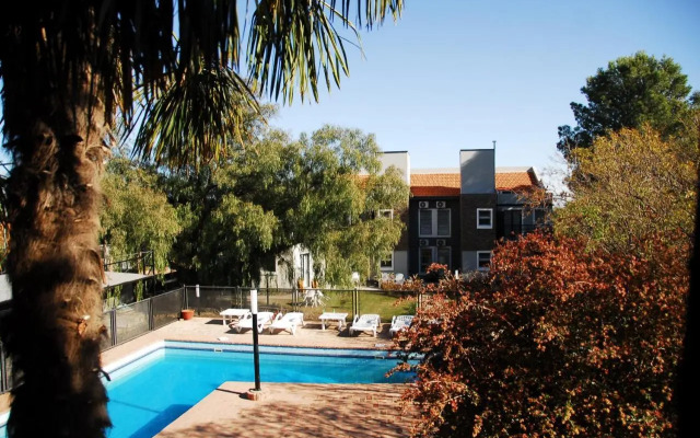 Complejo Entre Marte y La Luna