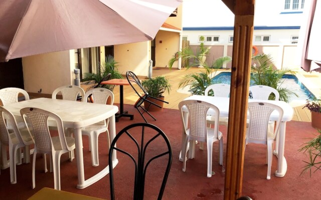 "fully Equipped Apartment in Flic-en-flac for 2 ppl - 500m From the Beach"