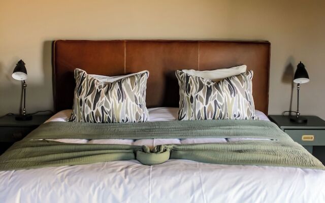 Royal Morubisi Founder's Lodge