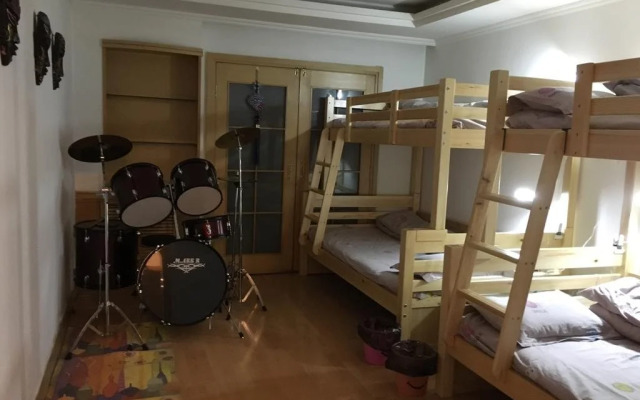Sanrenxing Hostel