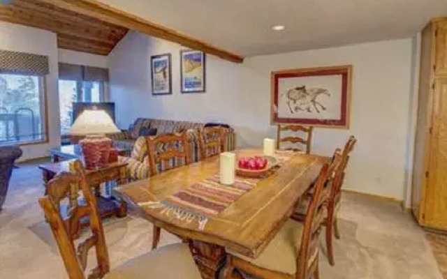 Ridgepoint Condominium By Alpine Ski Properties