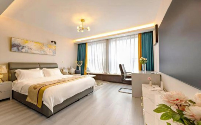 World City Jiamei Service Apartment