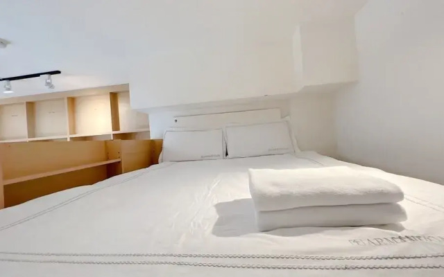 Tokyo Loft duplex apt