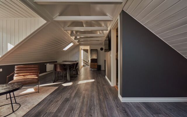 Vintage Apartment Hotel