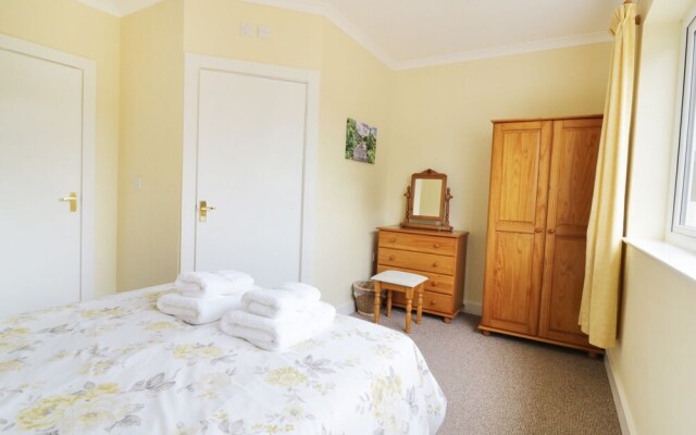 Hollyberry Cottage