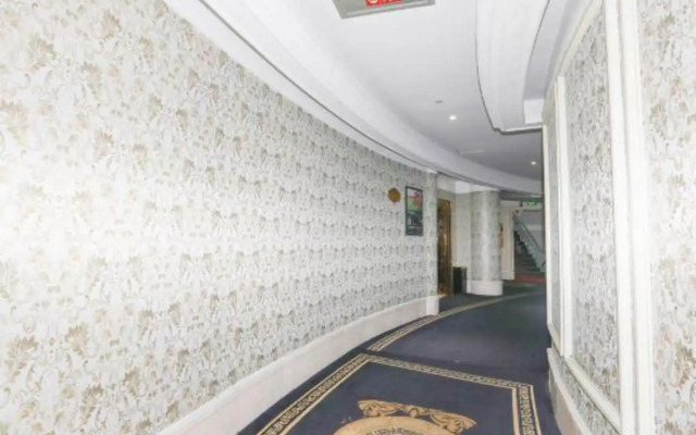 Jingshang Theme Business Hotel