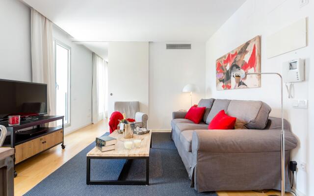 1 BR Rambla Suite & 2 Pools Rooftop Terrace Sea View - HOA 42152