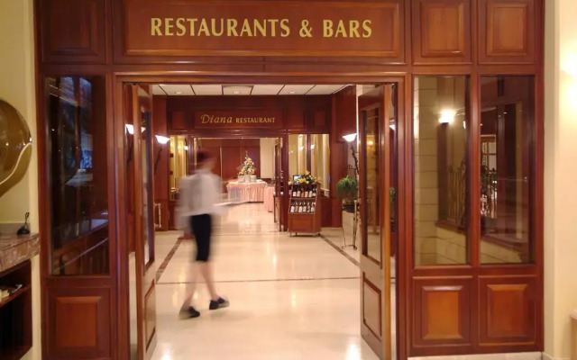 Kapetanios Odysseia Hotel