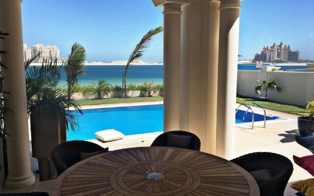 I am Signature Villa In Palm Jumeirah