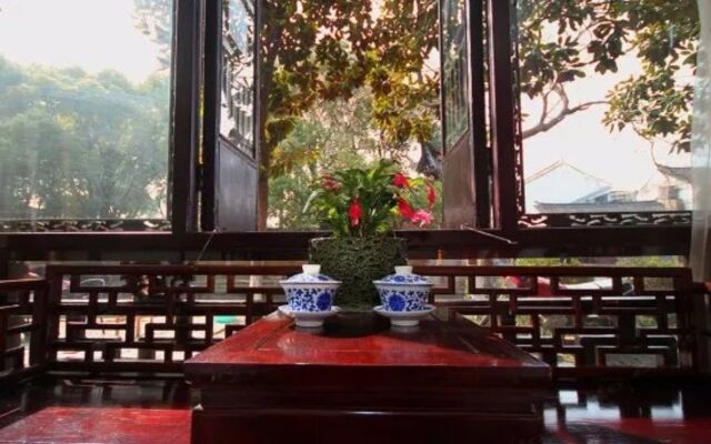 Zhouzhuang Tingyuxuan Inn