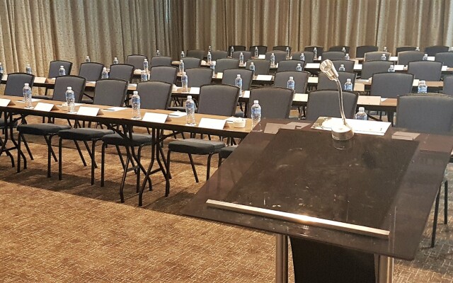 Premier Hotel Cape Town