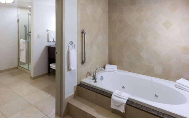 Embassy Suites Anchorage