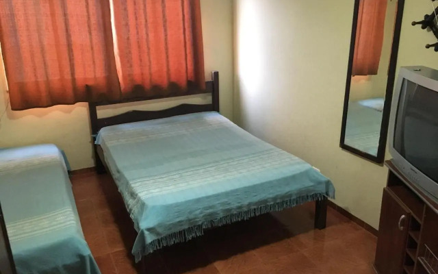 Apto a 2 quadras da praia