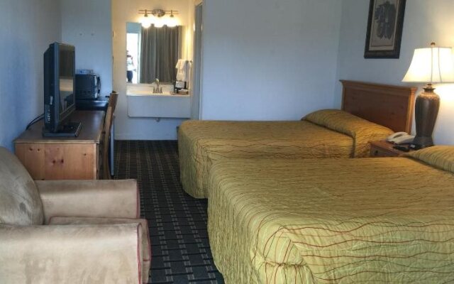 Houston Inn and Suites