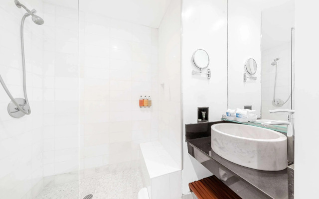 The O Hotel, Trademark Collection by Wyndham