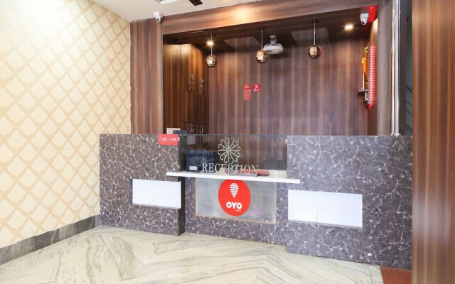 OYO 16670 Aradya Executive