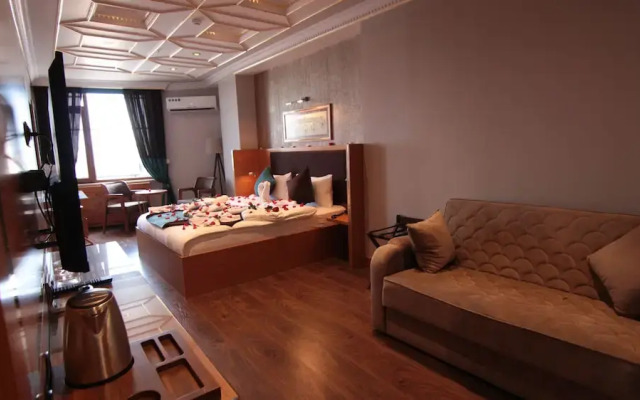 Sefai Hurrem Suit House