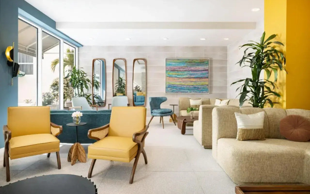 Continental Miami Beach, Tapestry Collection by Hilton