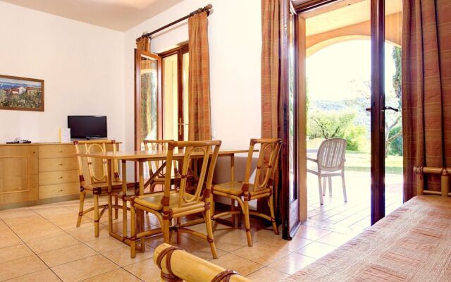 Well Kept And Comfortable Apartment Only 2 Km. From Garda