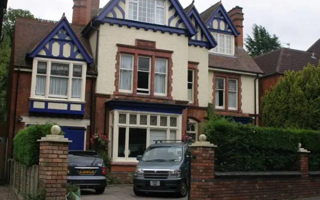 Immaculate Quiet Coach House in Garden, Birmingham