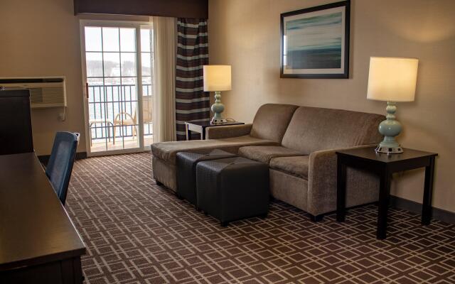 Holiday Inn Express Le Claire Riverfront-Davenport, an IHG Hotel