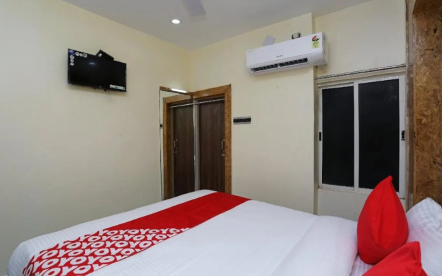 OYO 18722 Hotel Sai Krishna