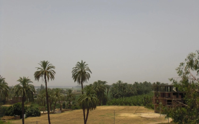 El Fayrouz Hotel