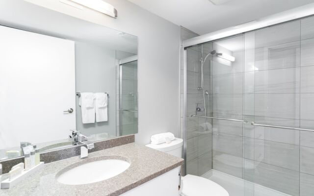 Fort Garry Place Furnished Suites