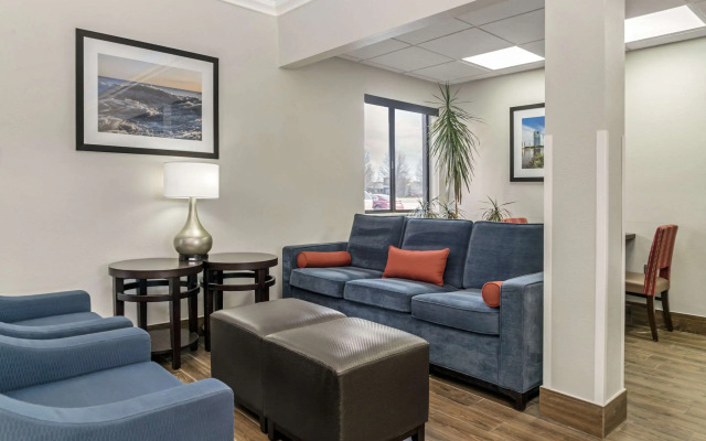 Comfort Inn East Oregon - Toledo